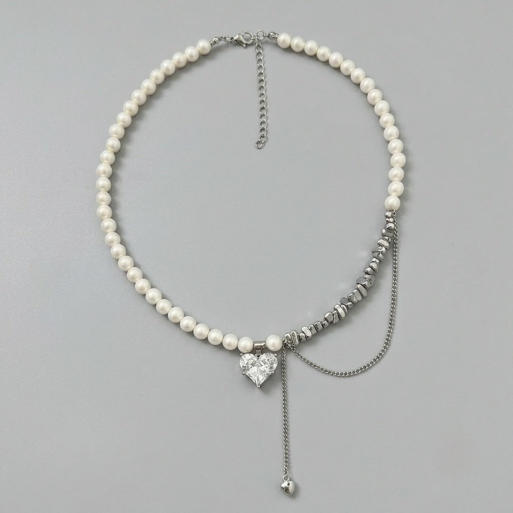 Ivy | Elegant Faux Pearl Chain Necklace with Heart Pendant